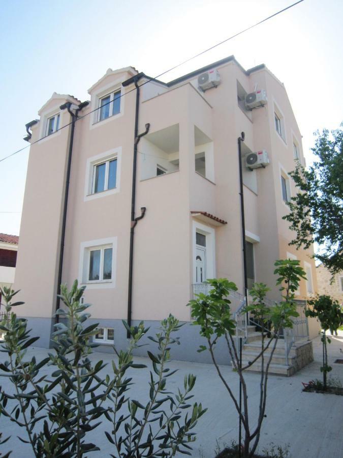 M&B Guest House Srima Zewnętrze zdjęcie
