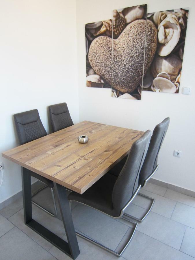 M&B Guest House Srima Zewnętrze zdjęcie
