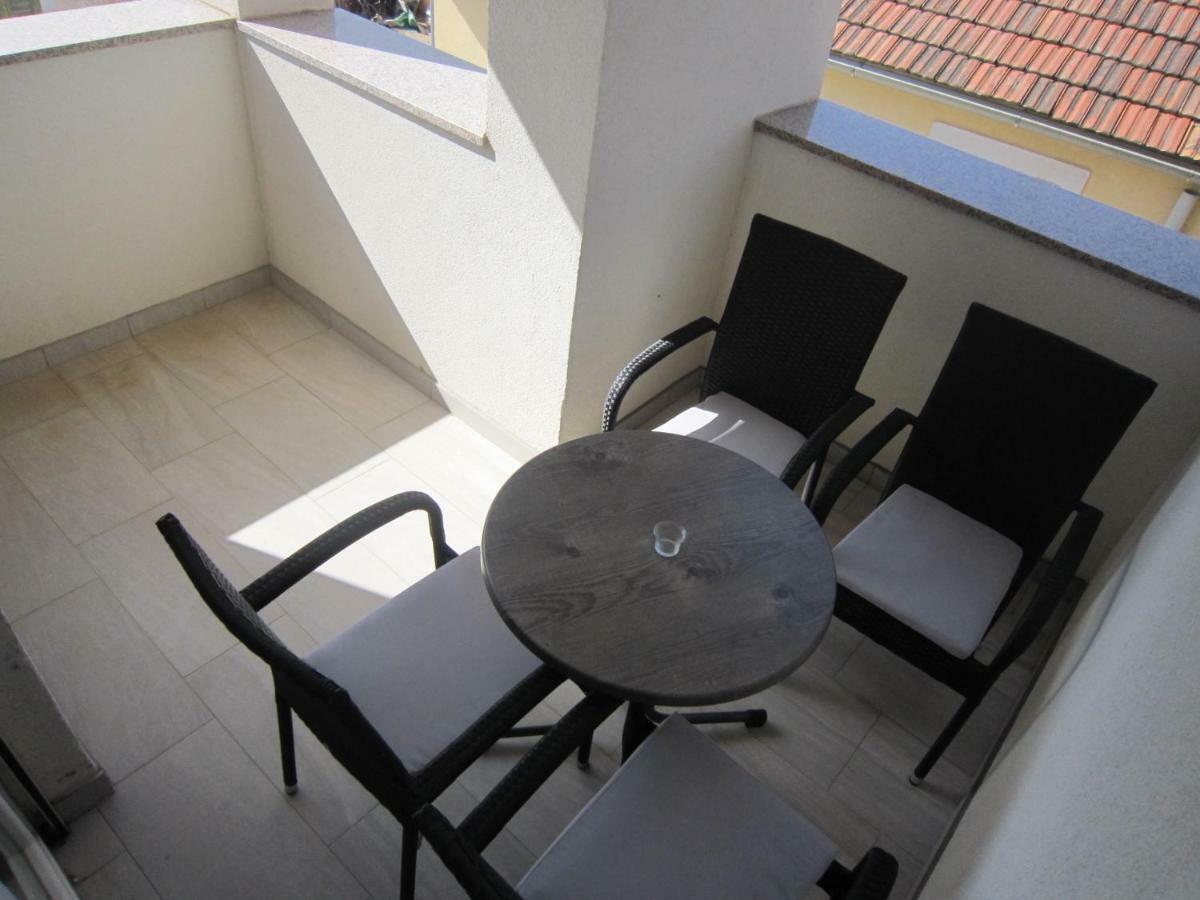M&B Guest House Srima Zewnętrze zdjęcie