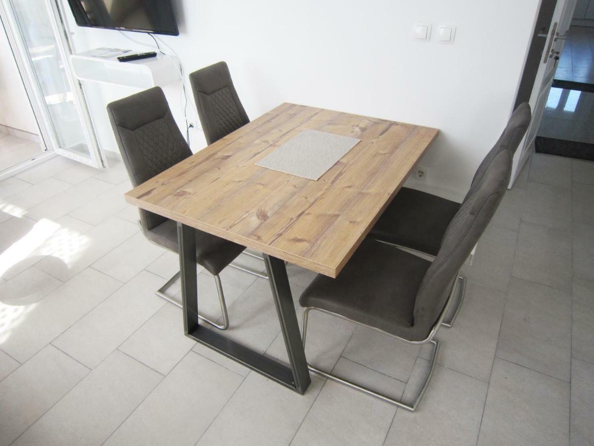 M&B Guest House Srima Zewnętrze zdjęcie