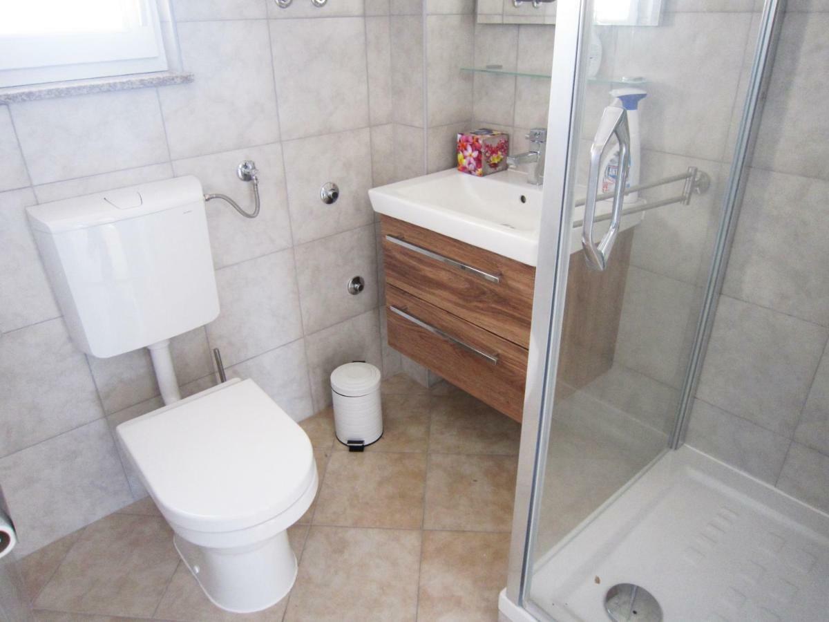M&B Guest House Srima Zewnętrze zdjęcie