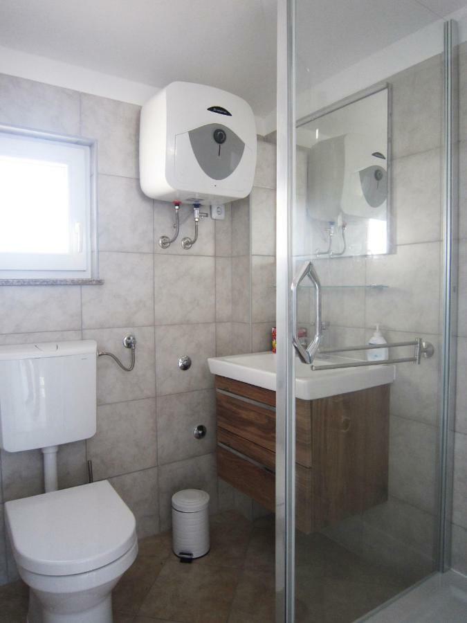 M&B Guest House Srima Zewnętrze zdjęcie